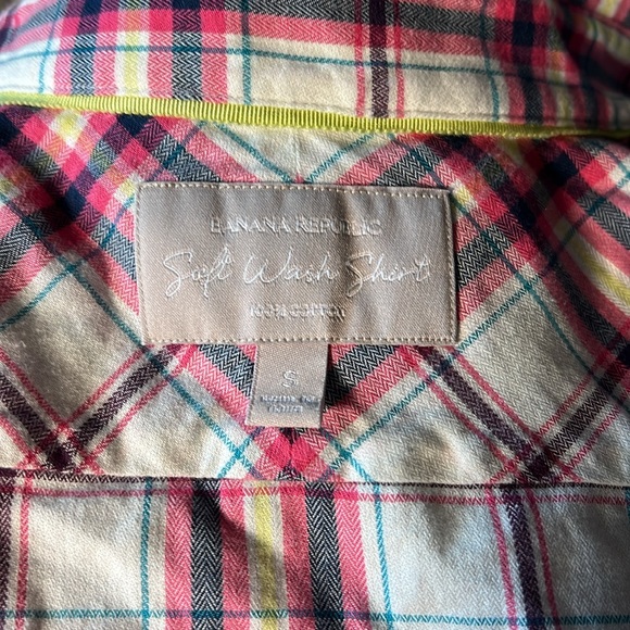 Banana Republic Soft Wash Shirt 100% cotton - Picture 4 of 6